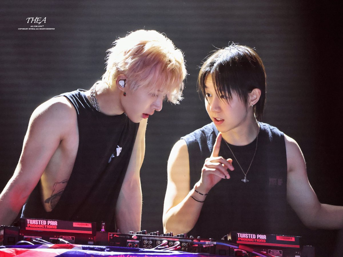 NOTHING BEATS THEIR FRIENDSHIP