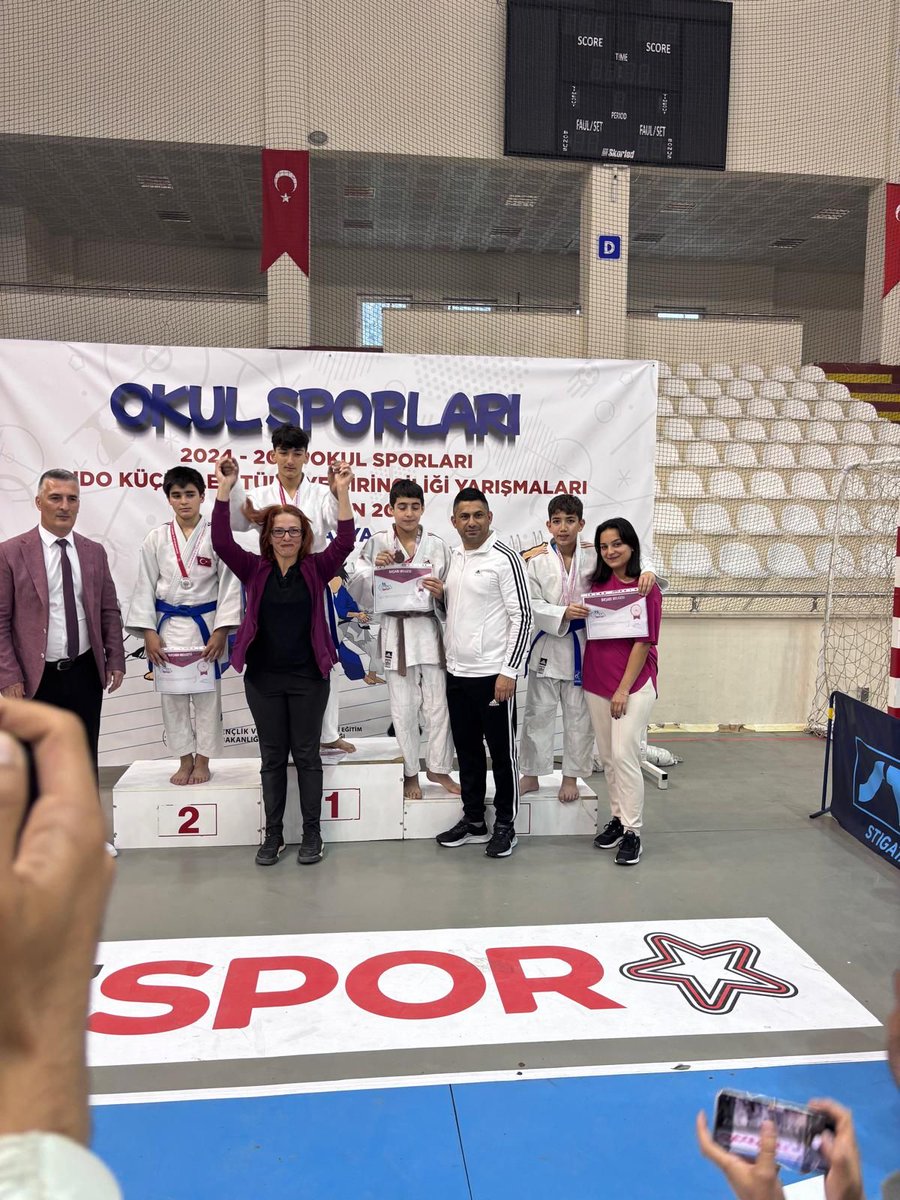 GSB_Kirikkale's tweet photo. 26-27 Nisan tarihleri arasında Amasya İlinde yapılan 2024-2025 Okul Sporları Judo Küçükler Türkiye Birinciliği Yarışmasında Şehit Erdem Mut Ortaokulu öğrencilerinden 55 kg da yarışan Yiğit Ceylan Türkiye Şampiyonu, 50 kg da yarışan Kafi Can Sözdinler Türkiye 3. sü olarak https://t.co/Tx7PcozqLB