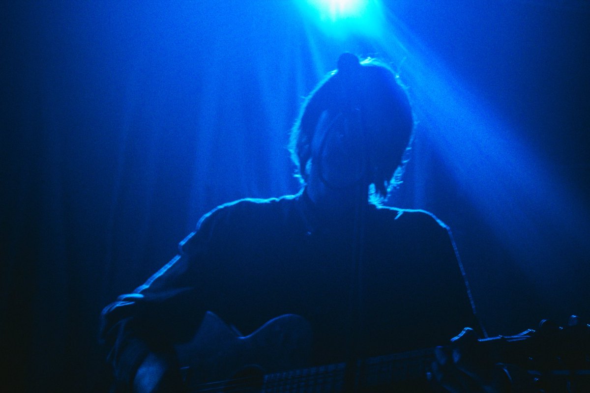 Hola hoy nos vemos en la presentación de “Este Es El Lugar” el disco debut de <a href="/hannieschaft_/">Hannie Schaft</a> 
(˶˃ ᵕ ˂˶) .ᐟ.ᐟ

📸: <a href="/Hoaaxcx/">𝑯𝑶𝑨𝑿 ♥︎</a>