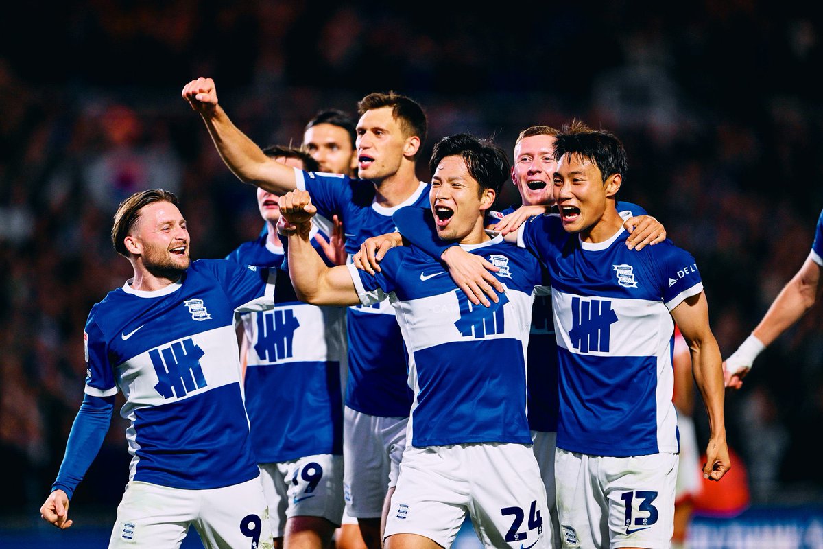 Birmingham City Statto (@bcfcstatto) on Twitter photo Birmingham City's Home league points (61) to Wrexham's Home league Points (53) is the biggest gap between the 1st and 2nd best Home league points in the Third Tier of English football since Fulham's (60) to Gillingham's (50) in 1998-99
#BCFC #KRO <a href="/BcfcStatto/">Birmingham City Statto</a> Birmingham City's Home league points (61) to Wrexham's Home league Points (53) is the biggest gap between the 1st and 2nd best Home league points in the Third Tier of English football since Fulham's (60) to Gillingham's (50) in 1998-99
#BCFC #KRO <a href="/BcfcStatto/">Birmingham City Statto</a>