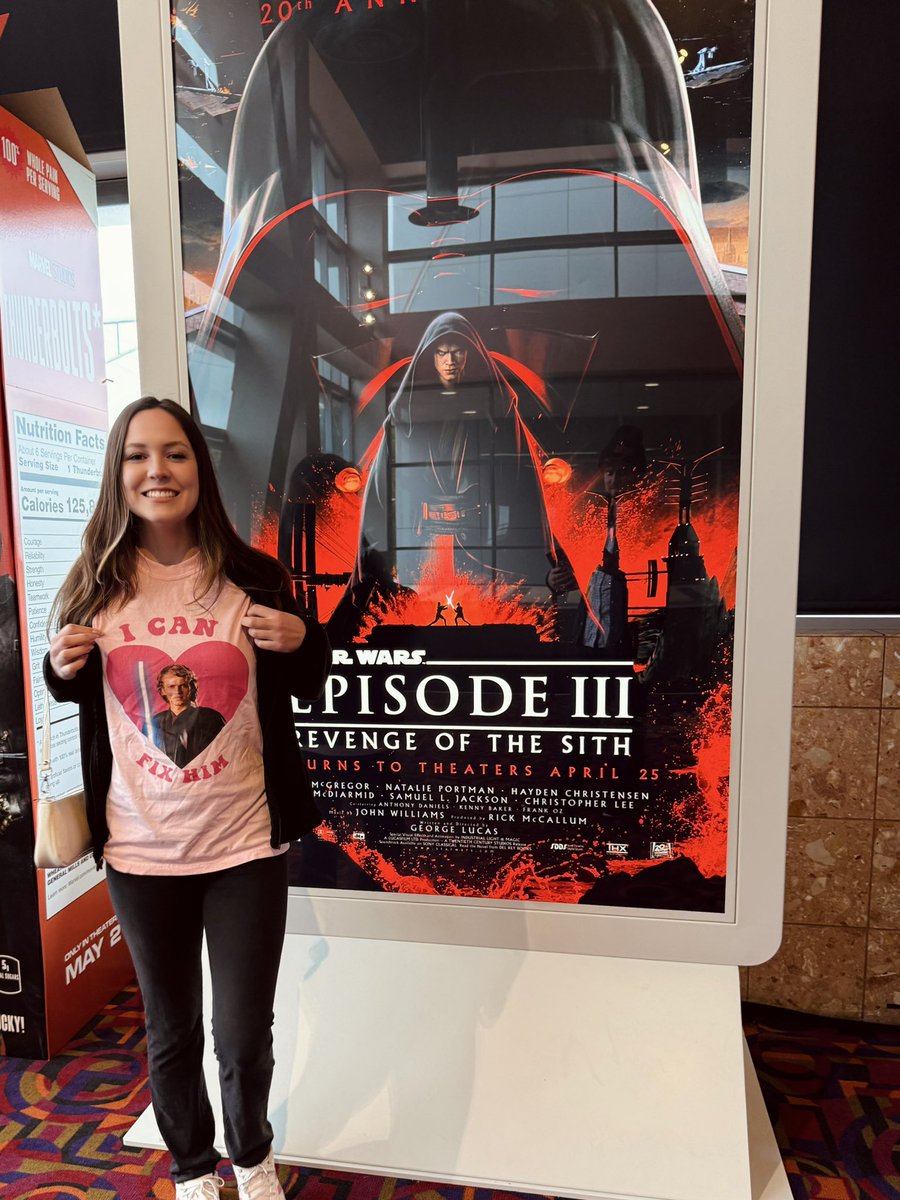 Sky 🎀📖 tweet media