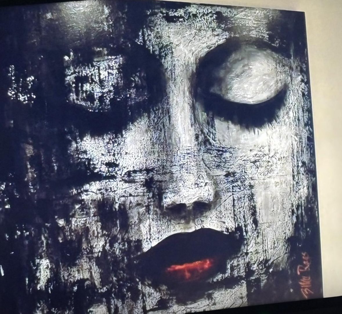 Cater1st's tweet photo. @Guy_Phoenix1 
Saw this on your programme and love it can you tell me is it a one off or if not the name of it please 🙏🙏🙏🙏 https://t.co/D8GQm5P5ay