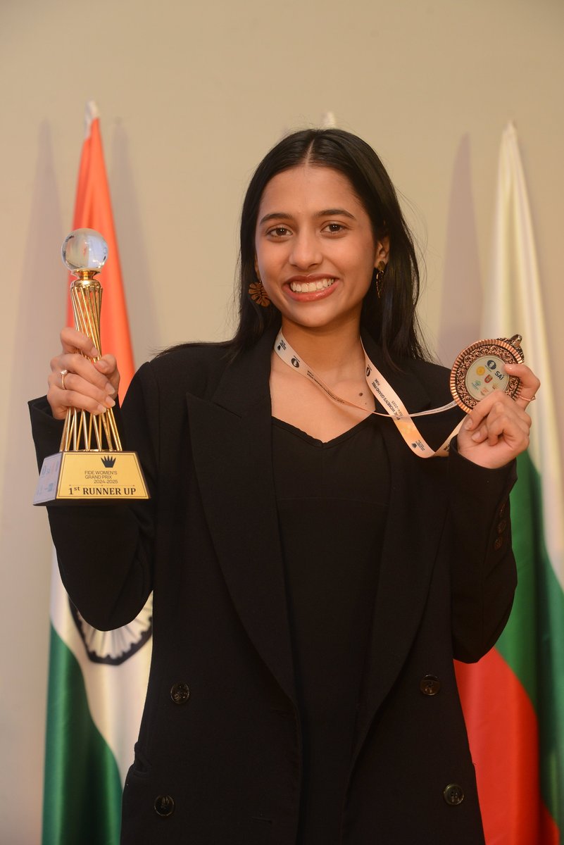 Women's Chess Coverage tweet media