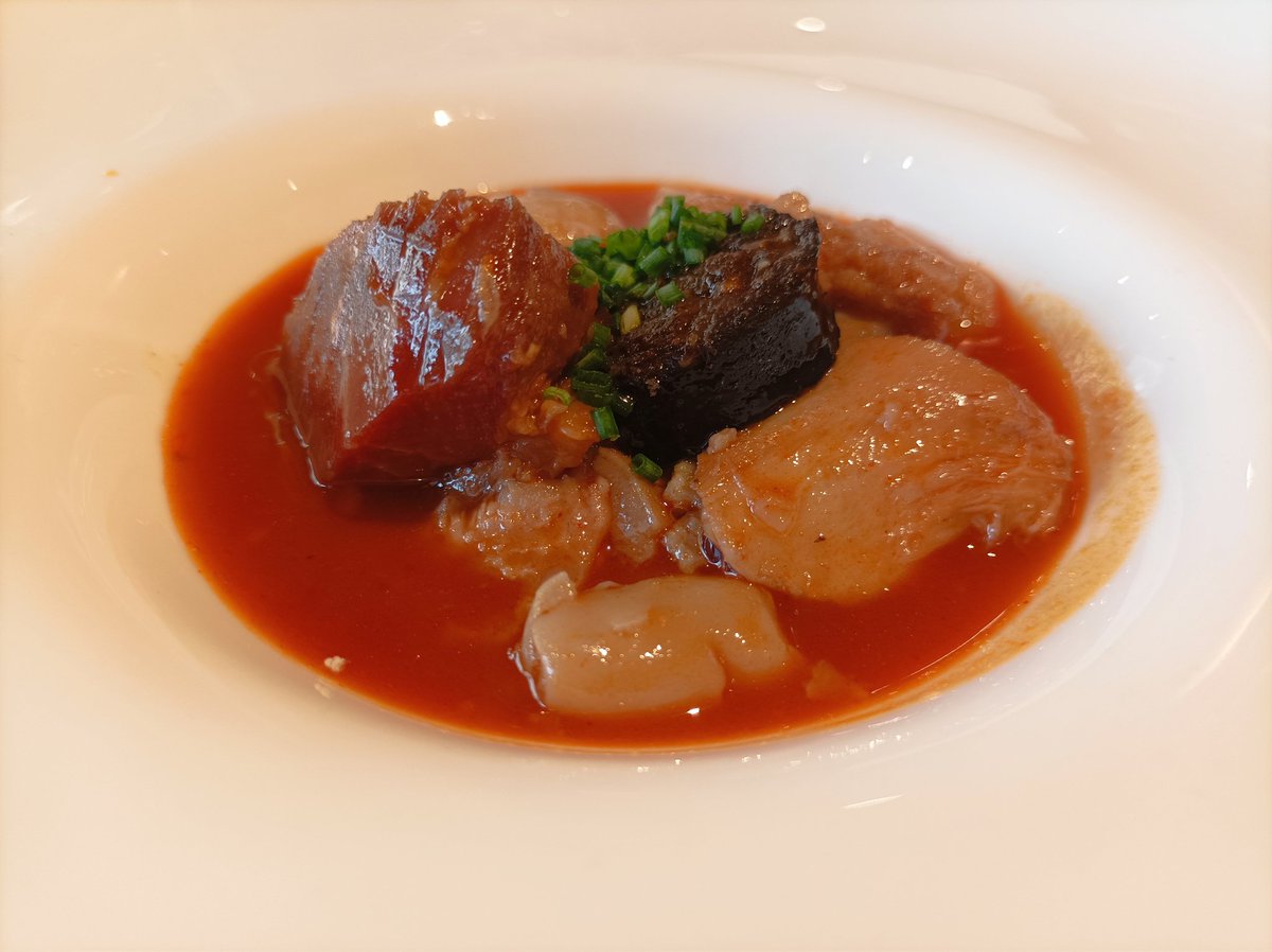 Madrid, en dónde se pueden comer los mejores callos del mundo es importante tener controlado dónde... Un olé por los de la <a href="/HuertaCarabana/">Huerta de Carabaña</a> 
#ComerenMadrid
#Callos #QueHacerenMadrid