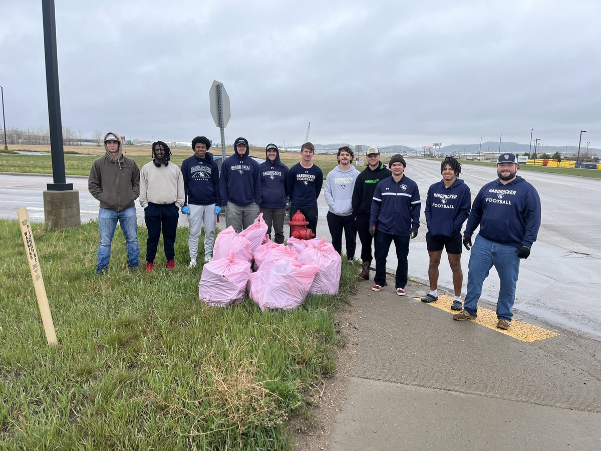 South Dakota Mines Football (@hardrockerfb) on Twitter photo Spring Clean Up 2025 ✅
Thank you to the members of our Football team for being unselfish and servant leaders.
We have put in a lot of community service hours this Winter/Spring, and capped it off cleaning up Rapid City yesterday!
<a href="/rcgov/">City of Rapid City</a>
#TheHardrockLife Spring Clean Up 2025 ✅
Thank you to the members of our Football team for being unselfish and servant leaders.
We have put in a lot of community service hours this Winter/Spring, and capped it off cleaning up Rapid City yesterday!
<a href="/rcgov/">City of Rapid City</a>
#TheHardrockLife