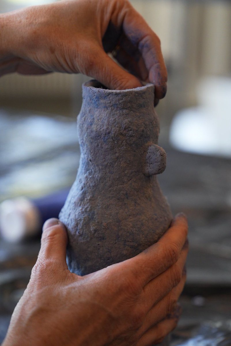 🚪In #Bokrijk zwaaiden de kasteeldeuren dit weekend open.
🚶‍➡️En stapte je binnen op de #CampusVanHetVakmanschap.
👐 Hier ervaar je hoe erfgoed en innovatie elkaar ontmoeten: in hands-on workshops, sterke verhalen en vakmanschap in actie. #MaakHetEchtMee <a href="/LimburgBe/">Provincie Limburg</a>