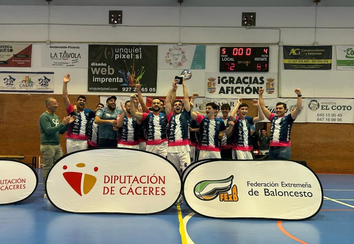 ARROYOBALONCES1's tweet photo. Orgullosos del trabajo día a día que nos ha llevado a ganar está final ante un gran rival, enhorabuena a ADC por su gran partido y nosotros a seguir trabajando. Hemos ofrecido a nuestra patrona la Virgen de la Luz esta victoria tan importante para nuestro club. https://t.co/GawKdiPkph
