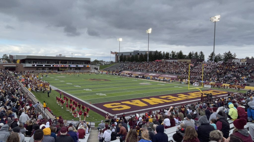 CFB Home (@cfbhome) on Twitter photo Stadium of the Morning 🥞
🏟️ Kelly/Shorts Stadium
✔️ Capacity 30,255
📍 Mt. Pleasant, Michigan
Home of <a href="/CMU_Football/">Central Michigan Football</a>
Last 2 photos by @CFBcampustour Stadium of the Morning 🥞
🏟️ Kelly/Shorts Stadium
✔️ Capacity 30,255
📍 Mt. Pleasant, Michigan
Home of <a href="/CMU_Football/">Central Michigan Football</a>
Last 2 photos by @CFBcampustour