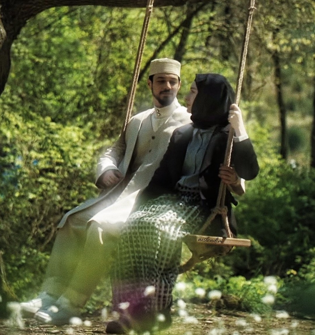 İsteğiniz buysa Gidin 
o vakit kahrolsam da
Evet kahrolacak kadar 
iyi tanıyorum sizi

TekGüzelHatıramız CünZey