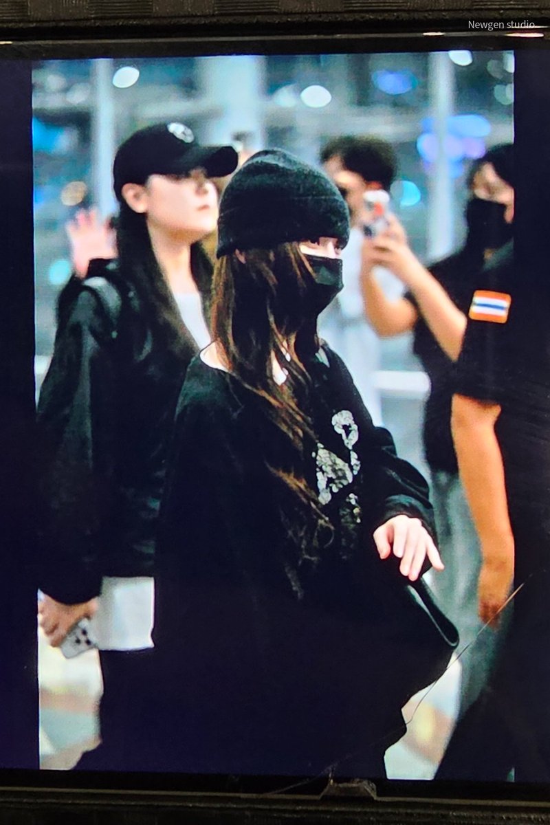 250427 [Preview] Safe flight P'Winter 👸🏻✈️

AESPA UTO FEST THAILAND
#윈터 #WINTER #에스파 #aespa #UTOFESTGIRL #เอสป้าไงหนูไม่คุ้นหูหน่อยเหรอ