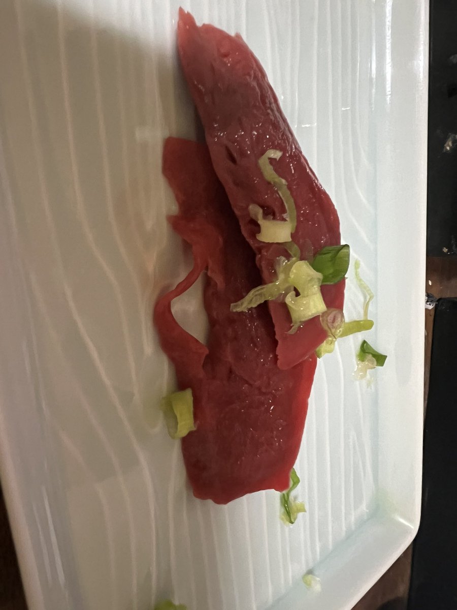 サメのハツってこんなに美味いんだ・・・