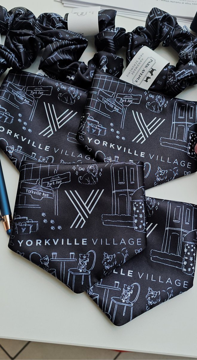New collab! 🐶🎉 

Park Avenue Pets x <a href="/YorkvilleV/">Yorkville Village</a>

Ecstatic about this one! Stay tuned for more merch and dog events at Yorkville Village!