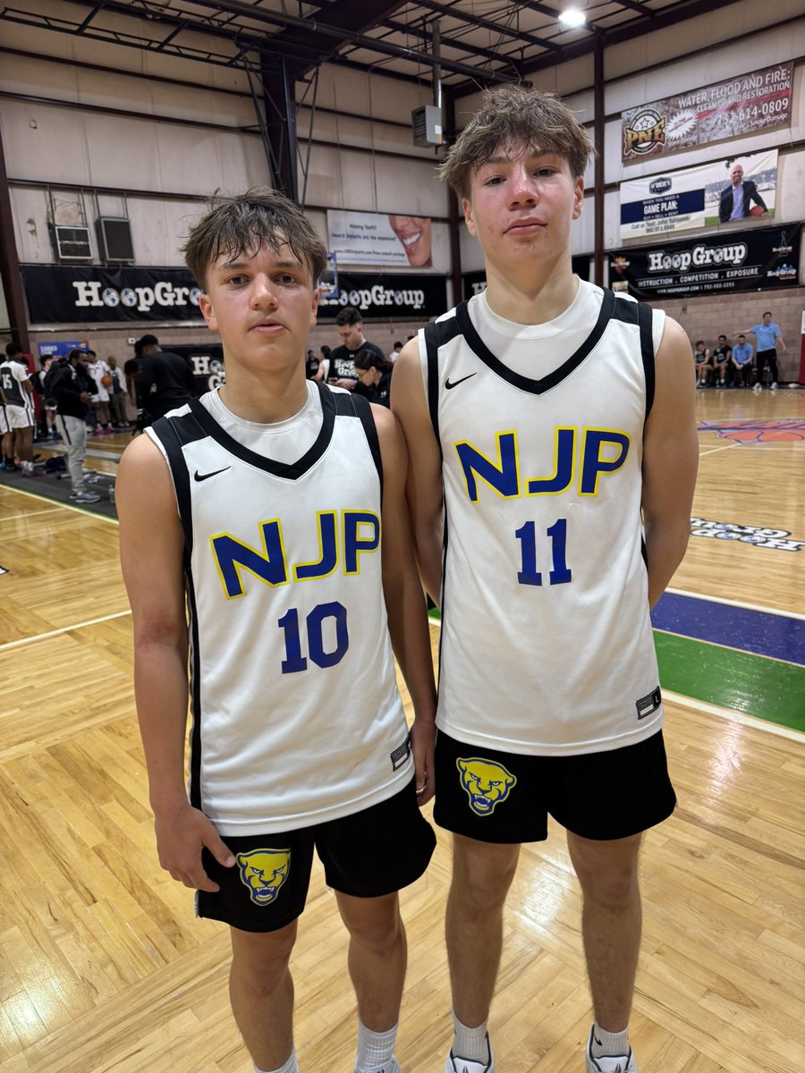 Eamonn Mahar (@hoopgroupeamonn) on Twitter photo 🔥 <a href="/njpanthersboys/">NJ Panthers Boys</a> 17U HGSL with an impressive win on Sunday AM of Jersey Jam Fest.
Impressive guard play led by #10 Matt Mikulka (East Brunswick '26) / #11 Luke Schorr (Hotchkiss '26). 🔥 <a href="/njpanthersboys/">NJ Panthers Boys</a> 17U HGSL with an impressive win on Sunday AM of Jersey Jam Fest.
Impressive guard play led by #10 Matt Mikulka (East Brunswick '26) / #11 Luke Schorr (Hotchkiss '26).