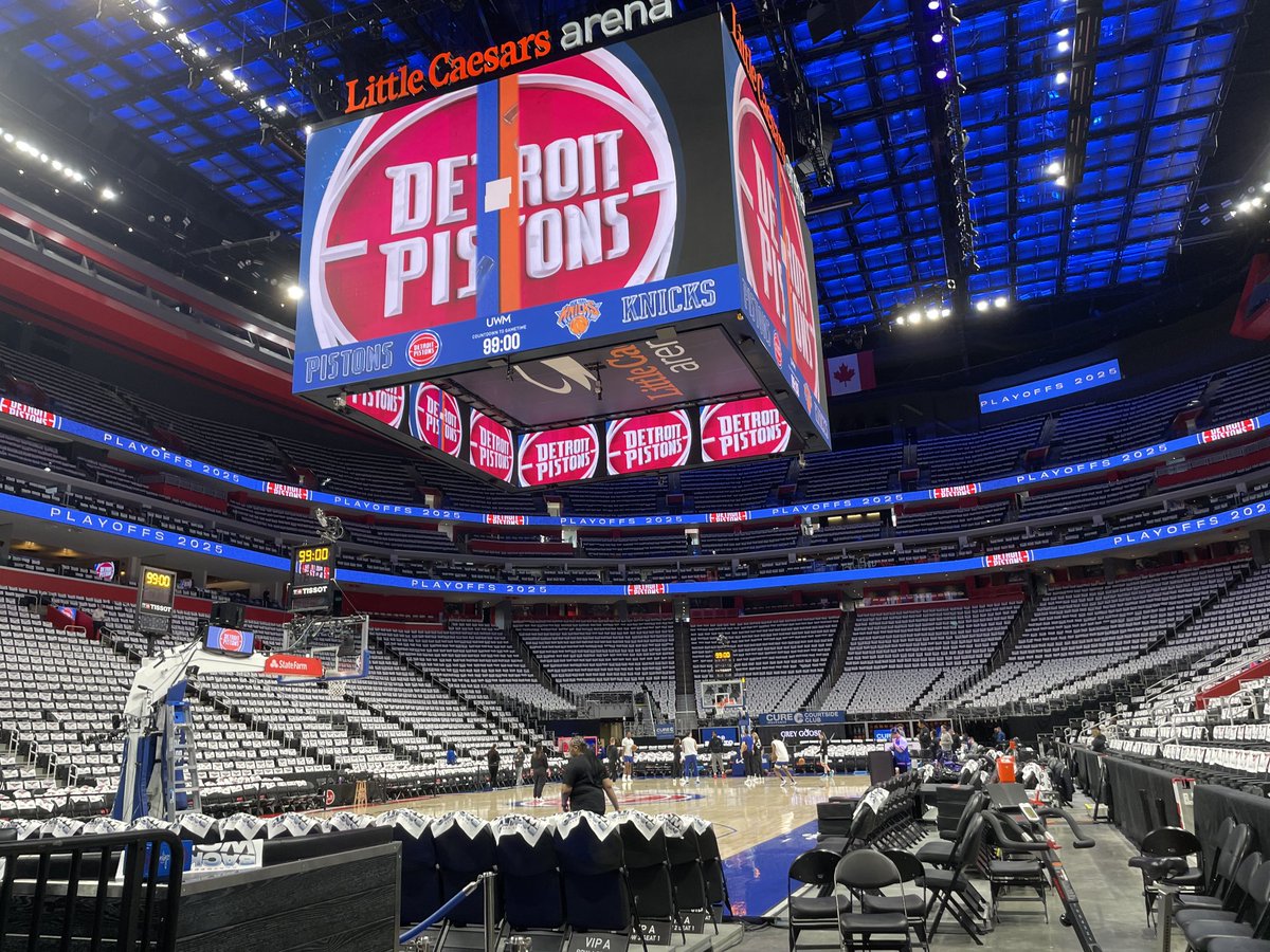 Ray Santiago π©π΄π΅π· (@raysanti) on Twitter photo A chance to take command:
Knicks Pregame with <a href="/patokeefe12/">Pat O'Keefe</a> is next on 1050AM leading up to a pivotal Game 4 matchup between our <a href="/nyknicks/">NEW YORK KNICKS</a> & the <a href="/DetroitPistons/">Detroit Pistons</a>!
<a href="/LT__Murray/">Tyler Murray</a> & <a href="/McNuttMonica/">McNutt Monica</a> have the call on <a href="/ESPNNewYork/">ESPN New York</a>!
LISTEN: bit.ly/4jnVrfm A chance to take command:
Knicks Pregame with <a href="/patokeefe12/">Pat O'Keefe</a> is next on 1050AM leading up to a pivotal Game 4 matchup between our <a href="/nyknicks/">NEW YORK KNICKS</a> & the <a href="/DetroitPistons/">Detroit Pistons</a>!
<a href="/LT__Murray/">Tyler Murray</a> & <a href="/McNuttMonica/">McNutt Monica</a> have the call on <a href="/ESPNNewYork/">ESPN New York</a>!
LISTEN: bit.ly/4jnVrfm