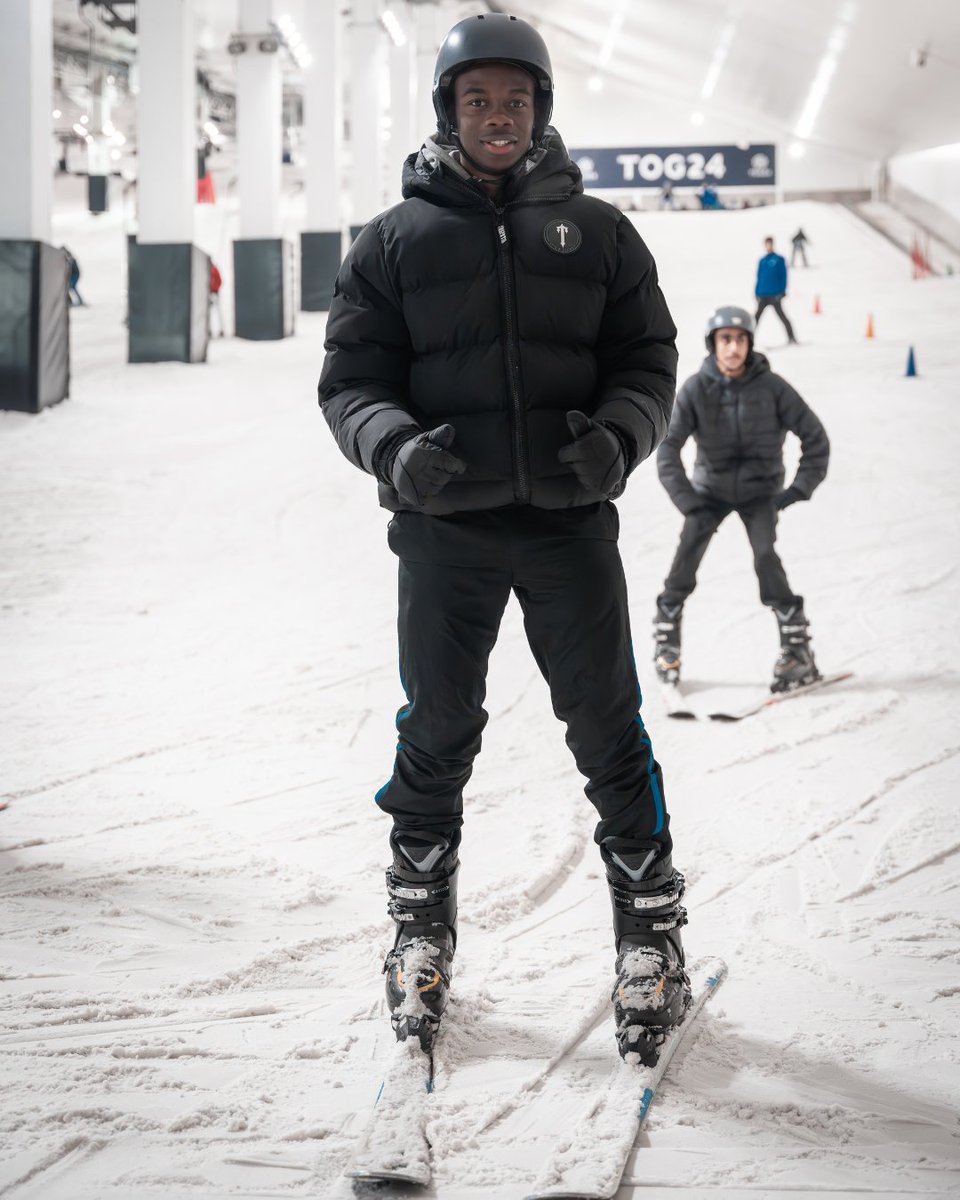 Have you always wanted to learn to ski or snowboard? 

Now’s the perfect time to hit the slopes at Snozone! 
Our expert coaches will have you gliding with confidence in no time. 

Book your lesson today and start your snowsports journey! 

 #Snozone