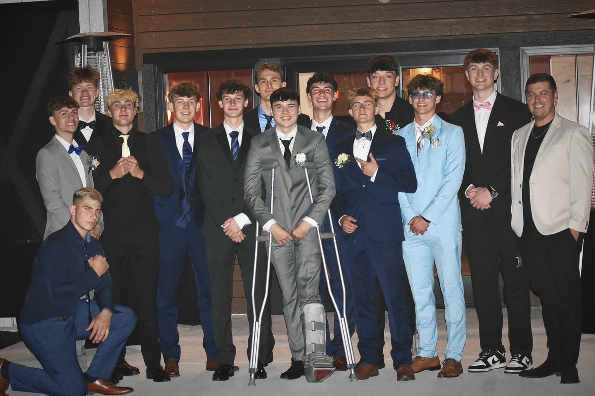 Columbia Central Basketball takes on Prom!