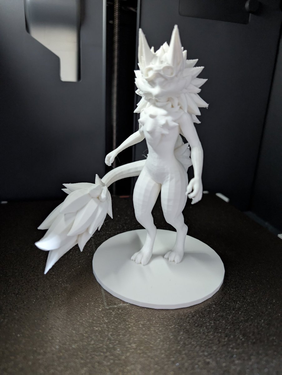 Starting the 3D printing basic's with the Novabeast. Now, the painting will be another level to achieve also 😅
#3DPrinting #novabeast #VRChat