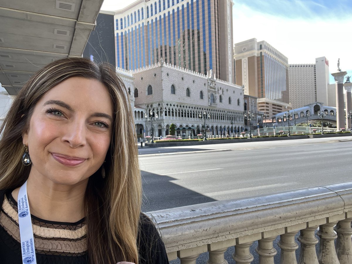 My last day here at #AUA25. I am on the hunt for more new tech to post about today!

If you are a med tech company and have a hidden gem at your booth that everyone needs to see/hear about. DM me!

Random thoughts from the weekend:

-The Treasure Island amenities smell Devine!