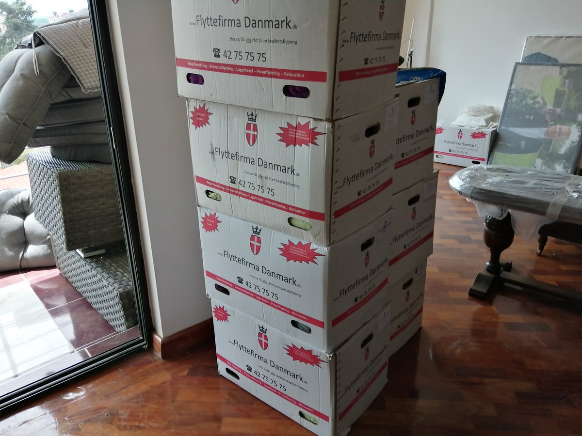 PasaMoversLtd's tweet image. 📦Full packing services available! Don't lift a finger — let our trained team professionally pack your valuables and essentials. Choose Pasa Movers Ltd for complete moving solutions. 📞 0791 274 151 🌐 pasamovers.co.ke #PackingServices #ProfessionalMovers #KenyaRelocation