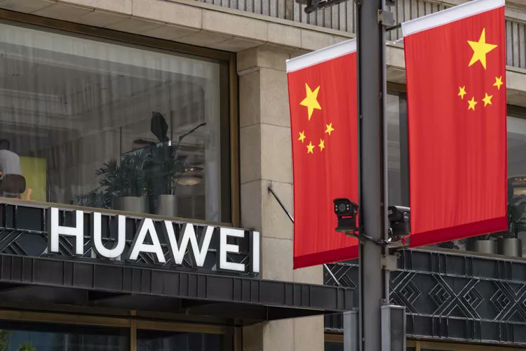 ⚫️"Huawei sfida NVIDIA: lanciato il nuovo chip AI Ascend 910D per il mercato cinese"