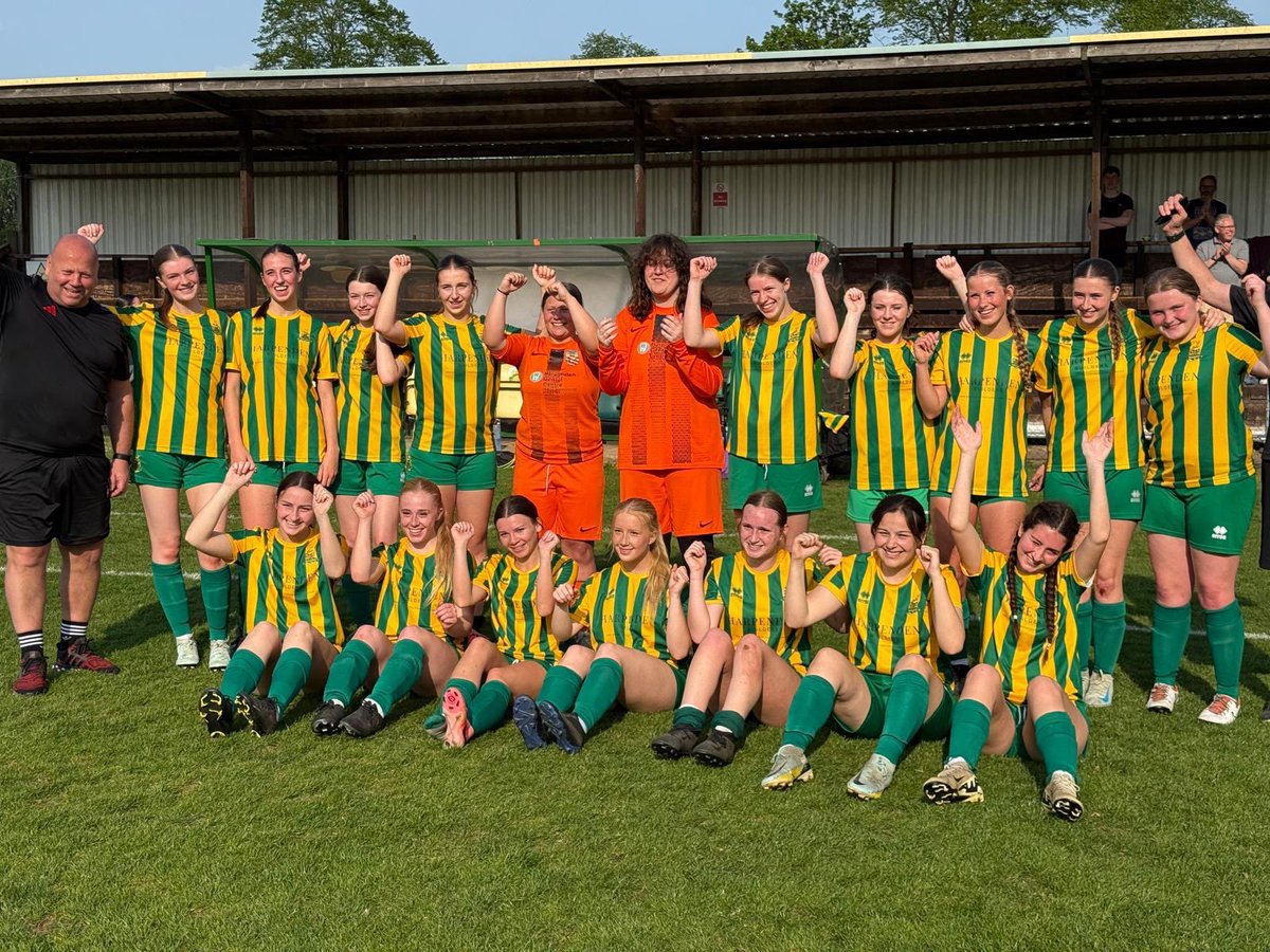 A massive congratulations to our Development side on also winning the league🏆

A fantastic day for the harps!

#OneTeamOneTown🟡🟢🦌