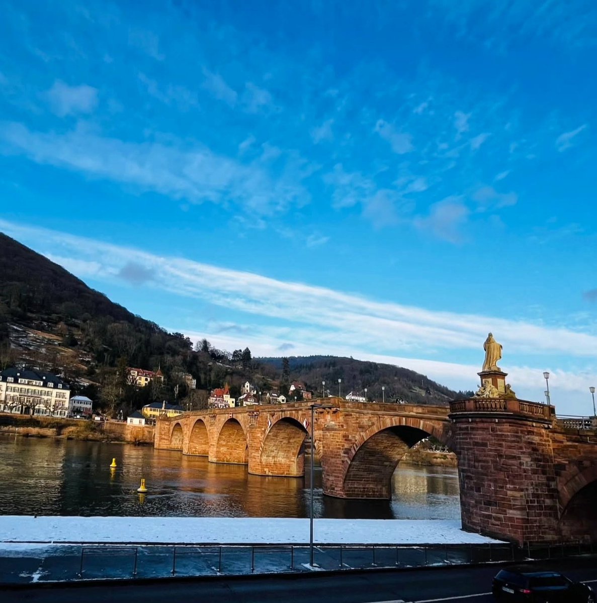 Smartphone_eyes's tweet photo. Happy #Bridgesunday! Let's see those beautiful bridges!
#shotoniQOO https://t.co/JrnheCK9Uw
