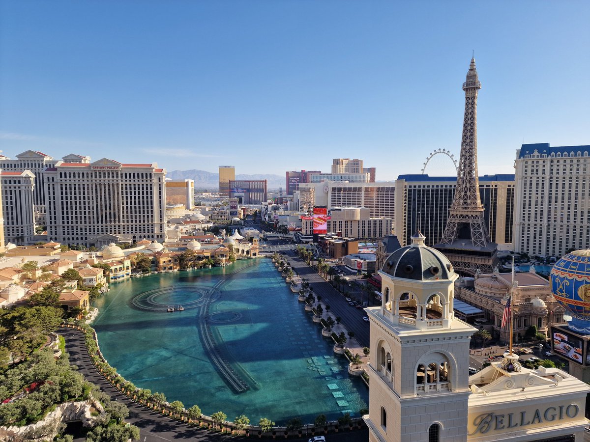 Can think of worse views to wake up to on my 50th. #birthday #LasVegas #Cosmo