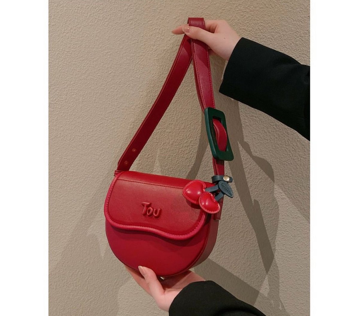 CWears365's tweet photo. cherry E. E. E, luxe bag

price : 27,000

Size :Midium

#ENUGU #benin #africa Davido Asake NYSC Burna #WanniDanbaki #kano #jos
#Wizkid LAHO peller Jarvis #Davido Asher Ebuka I BELONG TO JESUS Wizkid  
Tompolo Super Smash Bros https://t.co/NBWXHc2ItT