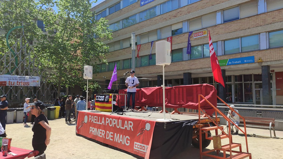 ccooedullobrega's tweet photo. La tradicional paella popular del primer de maig a Vilafranca del Penedès. Continuem reivindicant la reducció de jornada i no als acomiadaments a @GrupoFreixenet
#ccoo #treballadores #jornada https://t.co/w04wG4UI8Y
