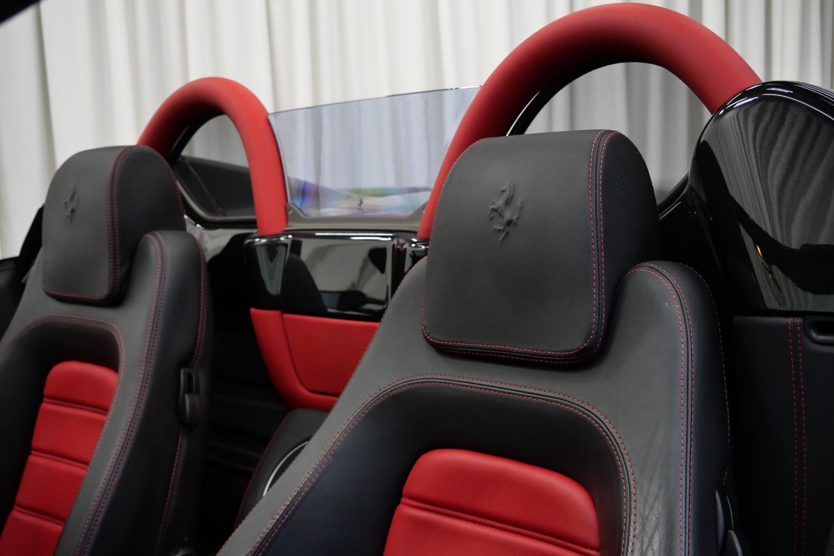 This 2008 Ferrari F430 Spider has a 4.3L V8 under the hood ready to sing through a sport exhaust, with carbon ceramic brakes and Scuderia shields to back up the performance. Top down, engine up — let’s go. #FerrariF430 #NeroDaytona #FerrariSpider

🔗: bit.ly/4lWp4X1