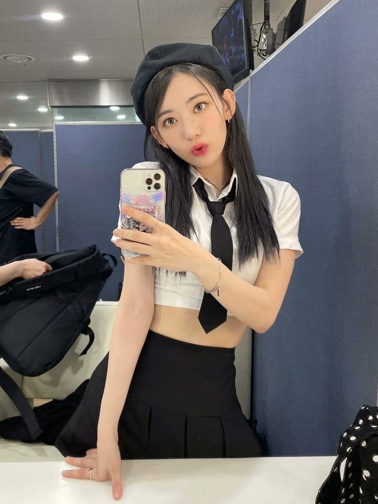 ㅤ
         𝑓eār𝕝e𝑠s 𝚙ro𝑚 ░⃜ ͠🧣 ⌇ ⋆ @iolabels.
               » 写♡真 «   𝑁ē𝚠 : | ͜͝ ❥ 𝑈pdate.
ㅤ