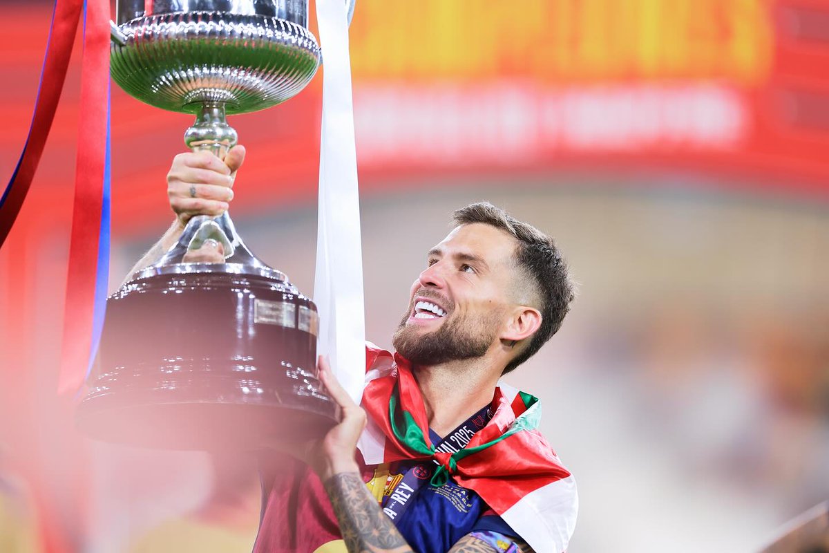 FCB World tweet media