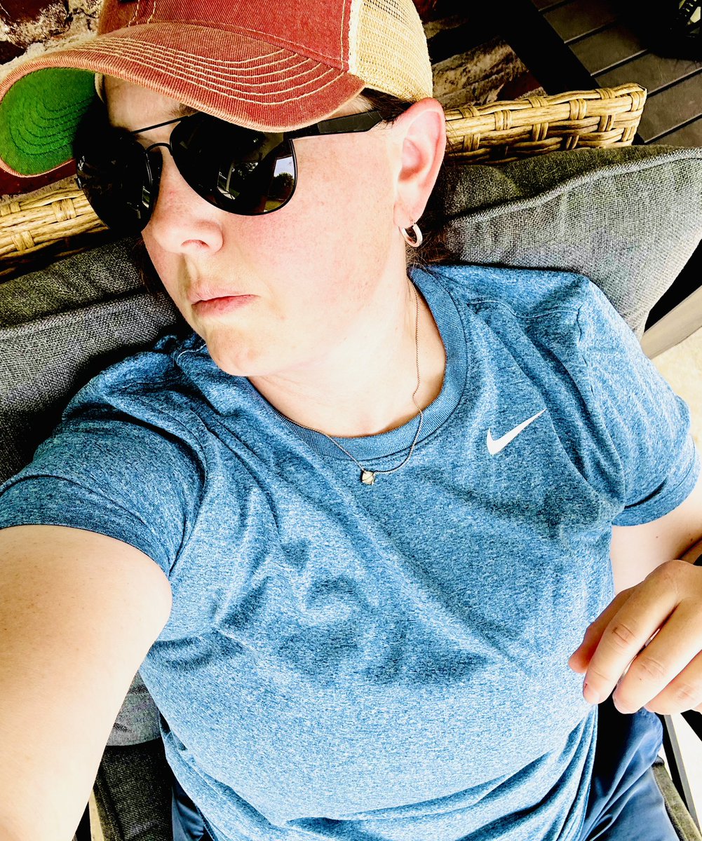 DreamDividend's tweet image. Hot 🔥 out here…
Whatchu doing bb? 
#realtime #yardwork #shittypic