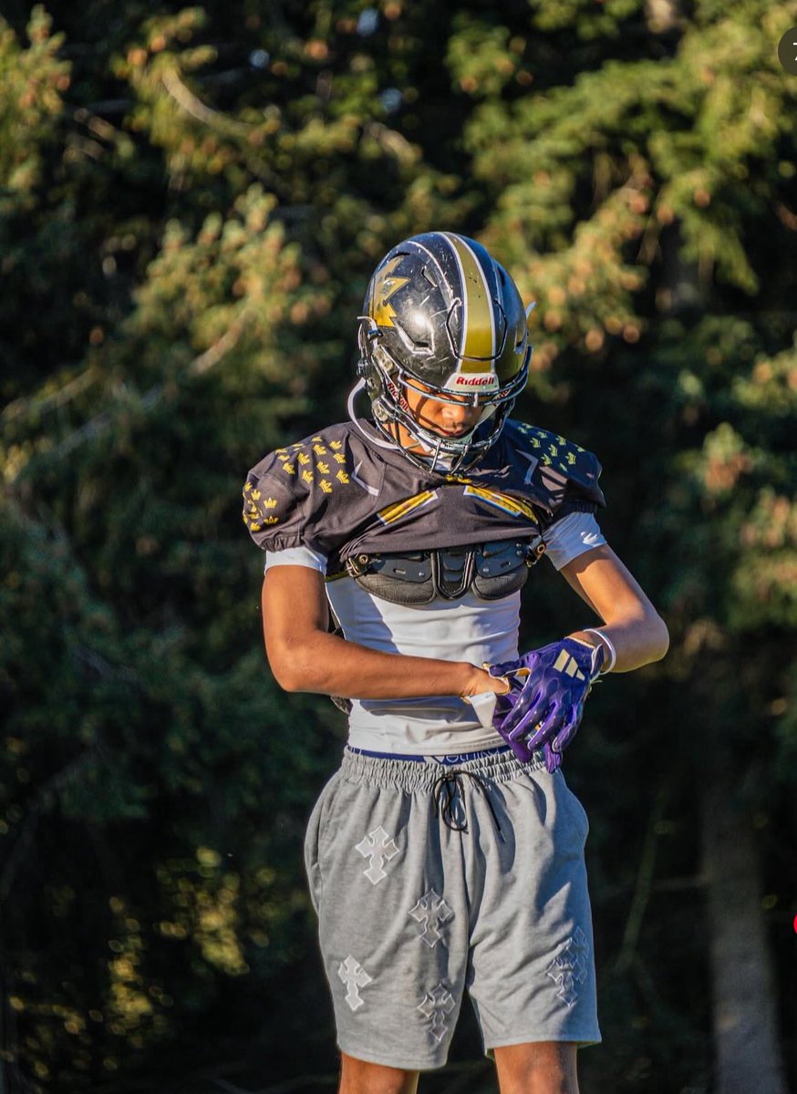 Reggie Jones (@regjones20) on Twitter photo 🔦HEIR SPRING BALL SPOTLIGHT🔦
6’4, 176 WR ( <a href="/JustinSuega/">Justin Suega</a> ) has crushed the high school 7v7 circuit as an 8th grader. He has looked even more impressive with the pads on this spring. He will be regarded as the top WR in his class.
Class of 2029 holding multiple D1 offers 🔦HEIR SPRING BALL SPOTLIGHT🔦
6’4, 176 WR ( <a href="/JustinSuega/">Justin Suega</a> ) has crushed the high school 7v7 circuit as an 8th grader. He has looked even more impressive with the pads on this spring. He will be regarded as the top WR in his class.
Class of 2029 holding multiple D1 offers