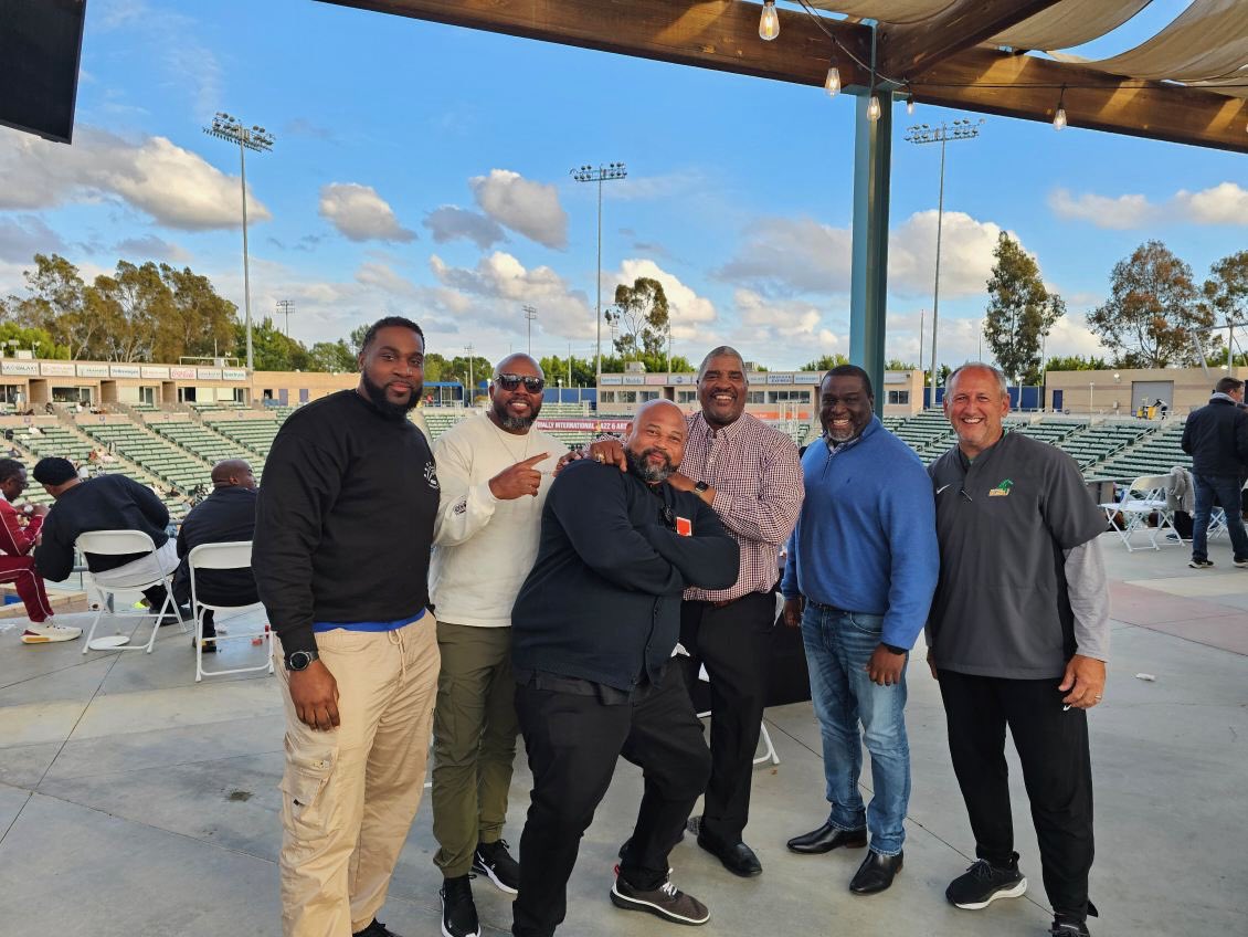 Craig Foley π (@coachfoley1) on Twitter photo Great but long 72 hours in LA with <a href="/NCRFoundation/">National College Resources Foundation (NCRF)</a> <a href="/KYSUFB/">Kentucky State University Football</a> and SIAC coaches. Great but long 72 hours in LA with <a href="/NCRFoundation/">National College Resources Foundation (NCRF)</a> <a href="/KYSUFB/">Kentucky State University Football</a> and SIAC coaches.