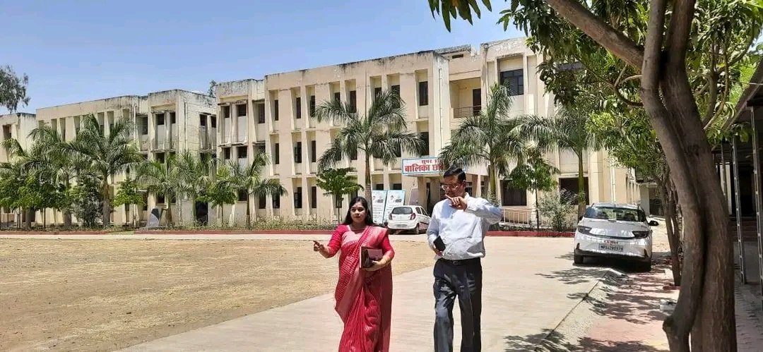 Dr Nisha Ajay Saxena (@drnishasaxena) on Twitter photo छात्रावास निरिक्षण,,,,, शासकीय सुभाष उत्कृष्ट छात्रावास भोपाल का निरीक्षण कर छात्रावास की मेस,हास्टल व अन्य व्यवस्थाओ की जानकारी ली व आवश्यक दिशा-निर्देश दिये #BJP <a href="/BJP4India/">BJP</a> <a href="/BJP4MP/">BJP Madhya Pradesh</a> <a href="/bjpbhopalnagar/">Bjp4Bhopal</a> <a href="/DrMohanYadav51/">Dr Mohan Yadav</a> <a href="/rshuklabjp/">Rajendra Shukla</a> <a href="/HitanandSharma/">हितानंद Hitanand</a> <a href="/vdsharmabjp/">VD Sharma</a> <a href="/prahladspatel/">Prahlad Singh Patel ( वृक्ष से जल, जल से जीवन)</a> छात्रावास निरिक्षण,,,,, शासकीय सुभाष उत्कृष्ट छात्रावास भोपाल का निरीक्षण कर छात्रावास की मेस,हास्टल व अन्य व्यवस्थाओ की जानकारी ली व आवश्यक दिशा-निर्देश दिये #BJP <a href="/BJP4India/">BJP</a> <a href="/BJP4MP/">BJP Madhya Pradesh</a> <a href="/bjpbhopalnagar/">Bjp4Bhopal</a> <a href="/DrMohanYadav51/">Dr Mohan Yadav</a> <a href="/rshuklabjp/">Rajendra Shukla</a> <a href="/HitanandSharma/">हितानंद Hitanand</a> <a href="/vdsharmabjp/">VD Sharma</a> <a href="/prahladspatel/">Prahlad Singh Patel ( वृक्ष से जल, जल से जीवन)</a>