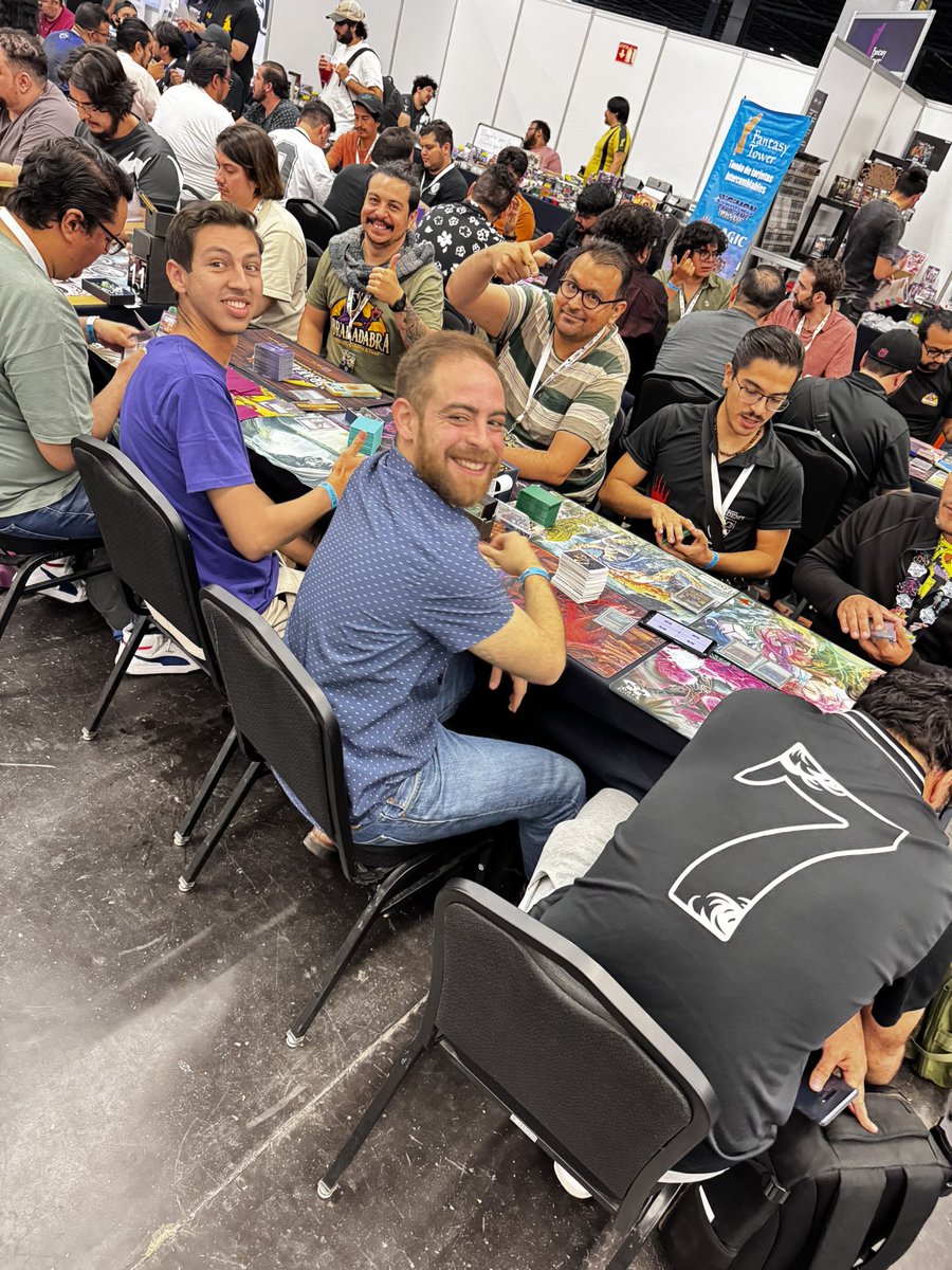 ¡Comenzando la quinta ronda del Nacional de CEDH!
Suerte jugadores. #followtherabbit #commander #mtg