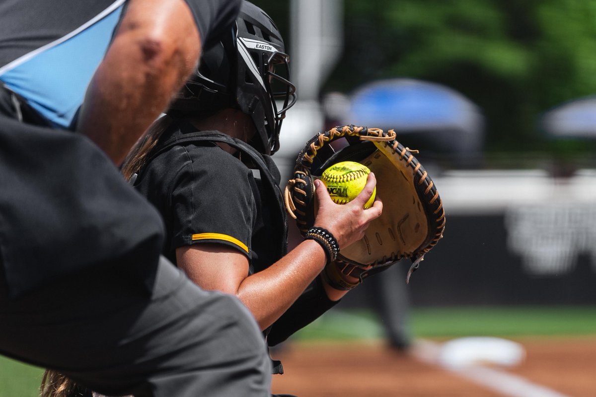 headed to the bottom of the seventh

App State 3
Southern Miss 1

📊smttt.info/Stats 
📺 bit.ly/4jGMVZj 

#SMTTT | #RiseAsOne