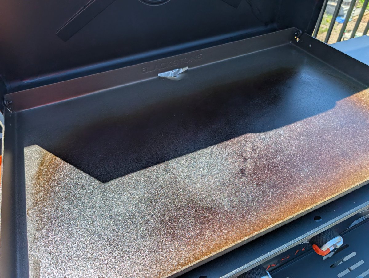 Jonathan tweet media