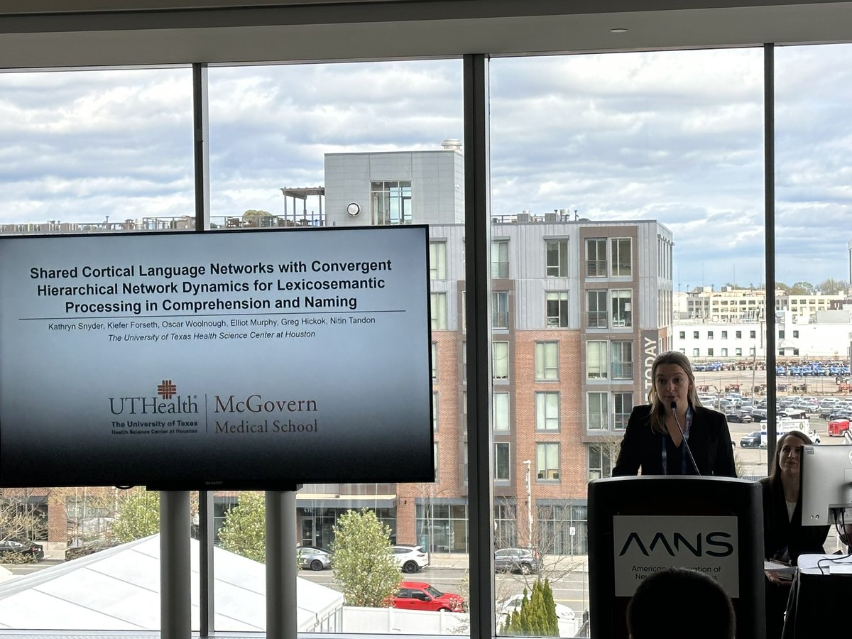 PavelPichardoMD's tweet image. Outstanding job by the @TandonLab at #AANS2025, proudly representing @NeurosurgUTH ! Terrific Job from Chris, Kathryn and Rhea! @AANSNeuro