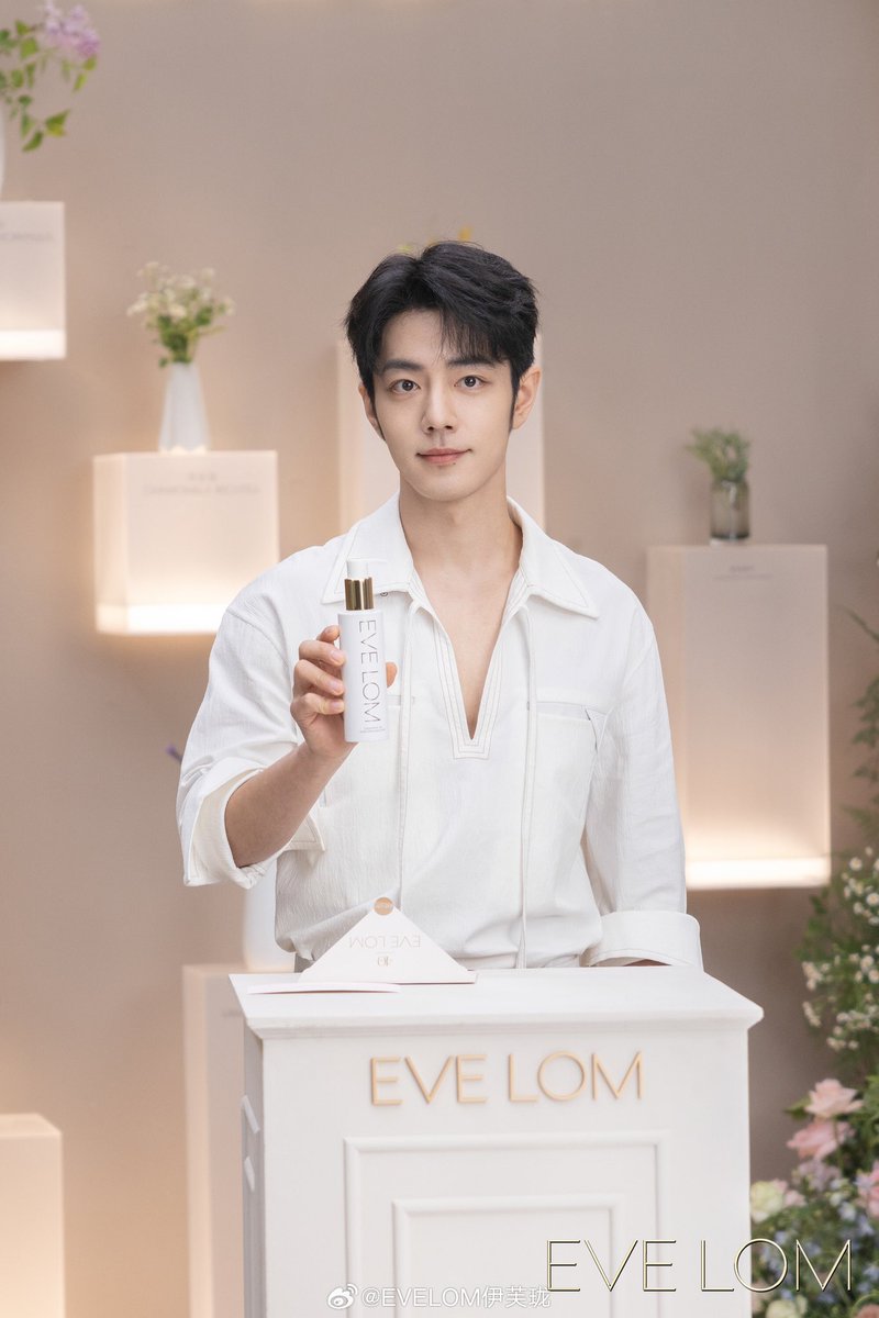 xiaozhanbolivia's tweet photo. [IMÁGENES] {260425} EVELOM actualizó su Weibo

【¡Ve al embajador de la marca (Familia de limpieza) Xiao Zhan  detrás de escena.】 

#肖战 #XiaoZhan #샤오잔 #เซียวจ้าน #シャオ・ジャン

#𝗫𝗶𝗮𝗼𝗭𝗵𝗮𝗻𝗕𝗼𝗹𝗶𝘃𝗶𝗮 🇧🇴❤️ https://t.co/W3Sa9Ak4QY