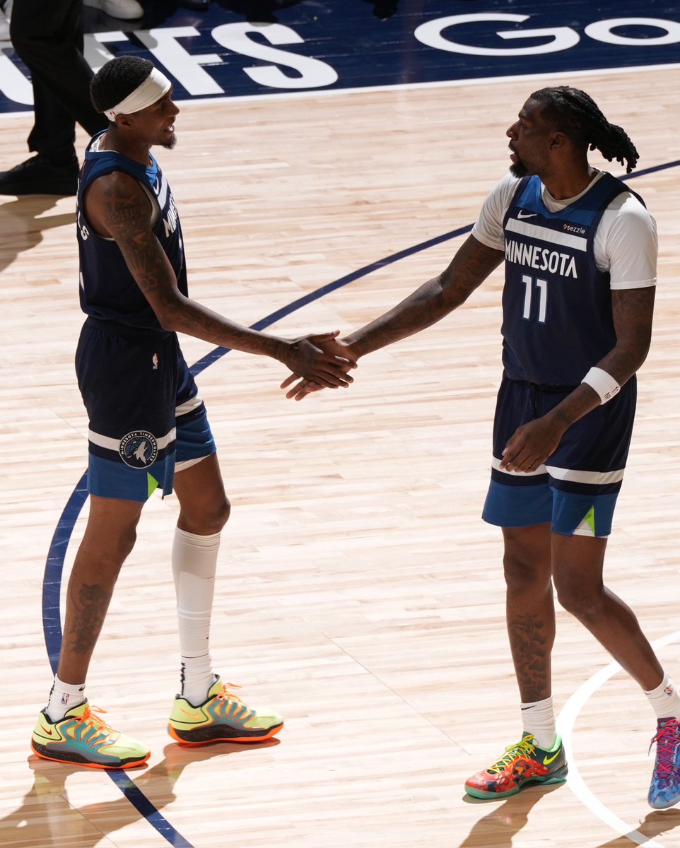 What a time to be alive… if you’re in Minnesota🐺