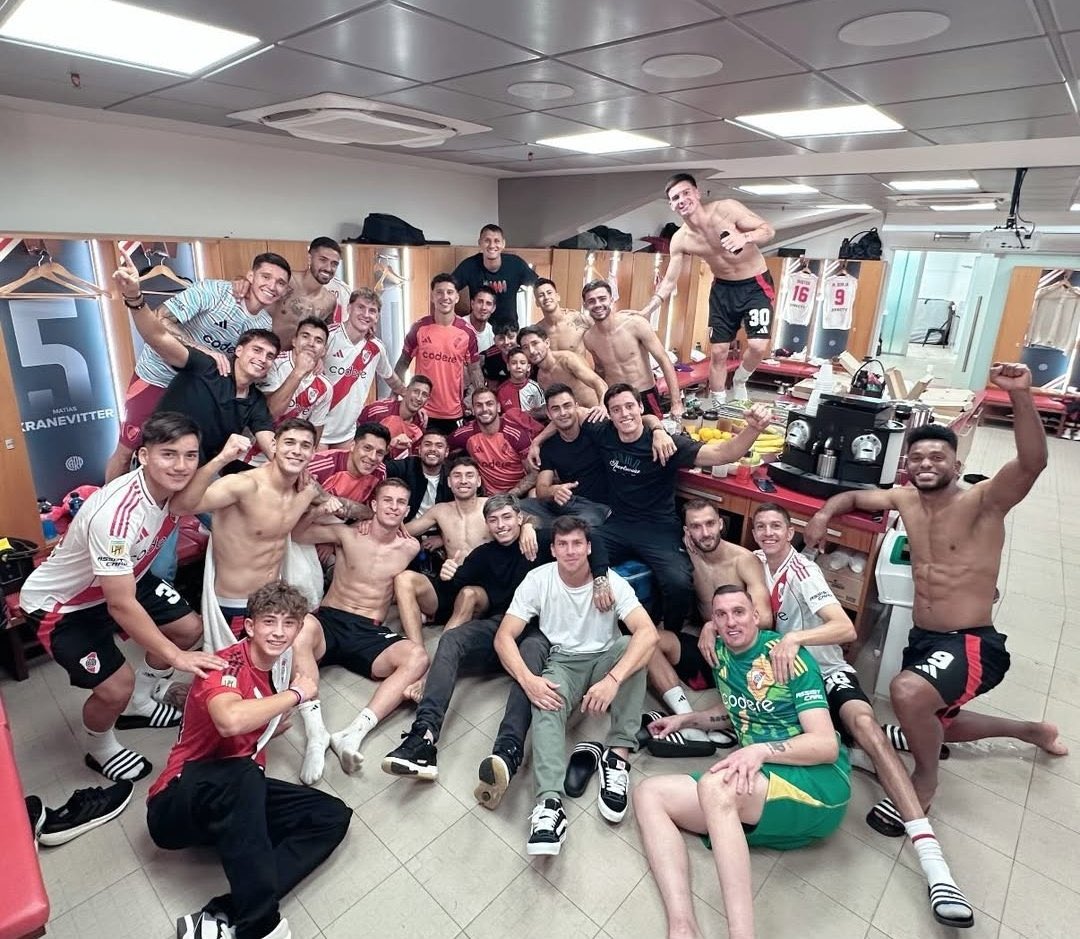 River!!! Siempre River!!!! 
La casa está en orden!!!