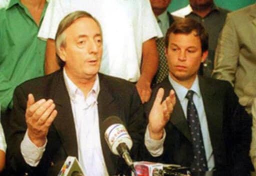 CascallaresPJ's tweet photo. Un 27 de abril como hoy, pero del año 2003, Néstor Kirchner llegó al poder con el 22% de los votos para transformar la Argentina. 

Quienes lo acompañábamos rápidamente comprendimos que con él había llegado el momento de la inclusión, la justicia social y la defensa del trabajo y la producción nacional.