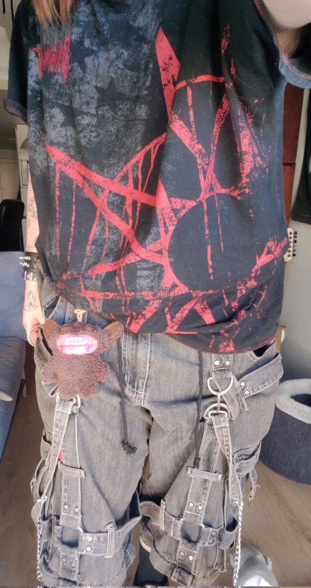 Spoonbreadx's tweet image. Yesterdays fit for my friends party :P