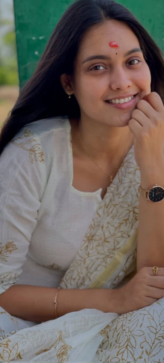 Lovely_Queens1's tweet image. #PavithraJanani