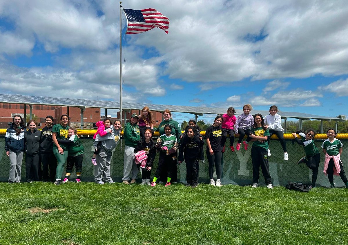 Montgomery Softball (@montgomery_sb) on Twitter photo One of my favorite days of the year! Our annual kids clinic took place today and it was a HUGE success! Lots a smiles while working with our future cougars! <a href="/MHSCougarSports/">MHS Athletics</a> <a href="/PrincipalPino/">Heather Pino-Beattie</a> <a href="/SimeonPincus/">Simeon Pincus</a> One of my favorite days of the year! Our annual kids clinic took place today and it was a HUGE success! Lots a smiles while working with our future cougars! <a href="/MHSCougarSports/">MHS Athletics</a> <a href="/PrincipalPino/">Heather Pino-Beattie</a> <a href="/SimeonPincus/">Simeon Pincus</a>