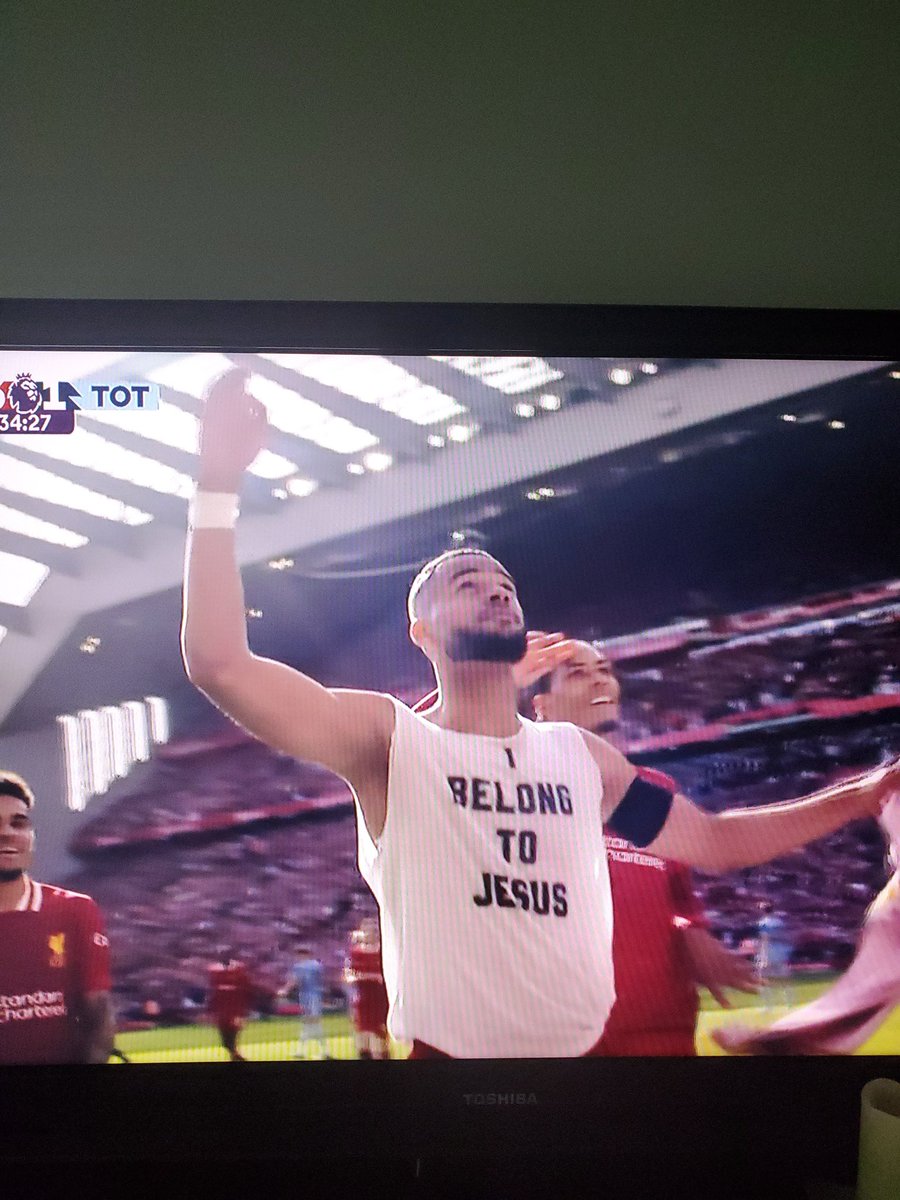 GetUpStandUp__'s tweet photo. Jesus is King
#YNWA https://t.co/p4Pr4W1lFs