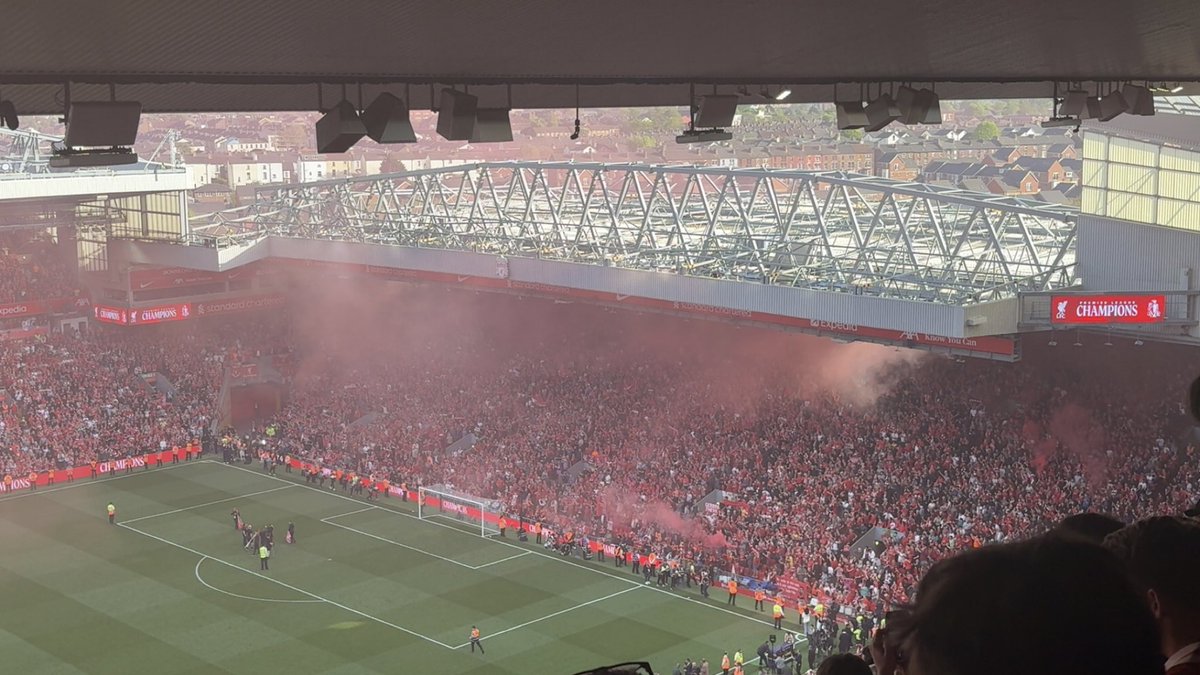 joshnelson_96's tweet photo. Not nineteen forever 🏆🔴 https://t.co/F74YMzi2Tm