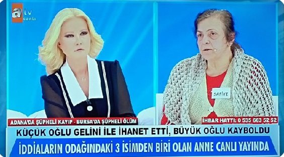 Mehmetcan198's tweet photo. Dizilerde hiç şiddet azalmadı.Her bölüm kadınlar dövülüp boğazlanıyor.Kadına karşı türlü işkence yolları öğretiliyor!Aile içi seks vahşi cinayet hikayelerinde hard porno gündüz kuşağı ile takviye yapılıyor!Aile kurumu ahlak milli manevi değer bitiriliyor!#RTÜK neden yasaklamıyor? https://t.co/3oWCAriUtK